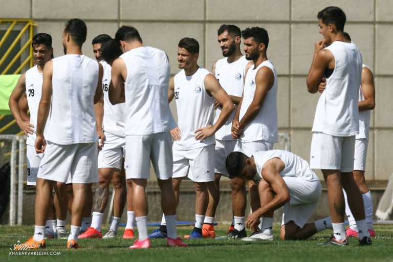 استقلال باید سهمش را از تیم ملی بگیرد/ استقلالیها هیچ راهی ندارند اما …