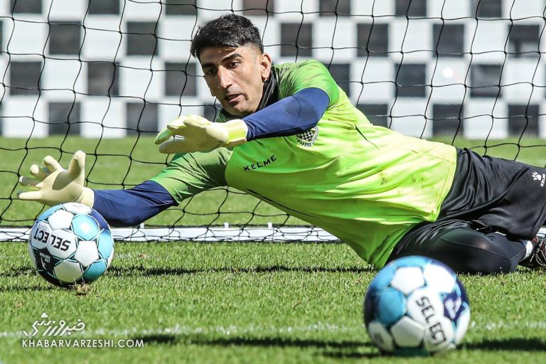 برای دیدار با طارمی لحظه شماری نمی‌کنم!/ برانکو استاد من است اما بازی‌های ما آسان نیست/ داستان مهار پنالتی رونالدو تمام شده است