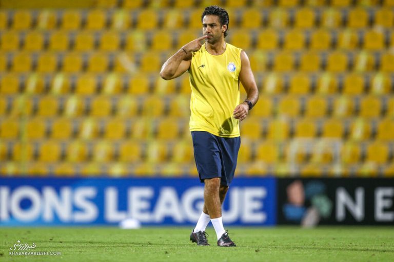 تلاوت آیه‌های قرآن توسط فرهاد مجیدی/ فکر نمی‌کردم او قرآن بخواند؛ نگاهمان تغییر کرد/ با آن استایل درس بزرگی به ما داد