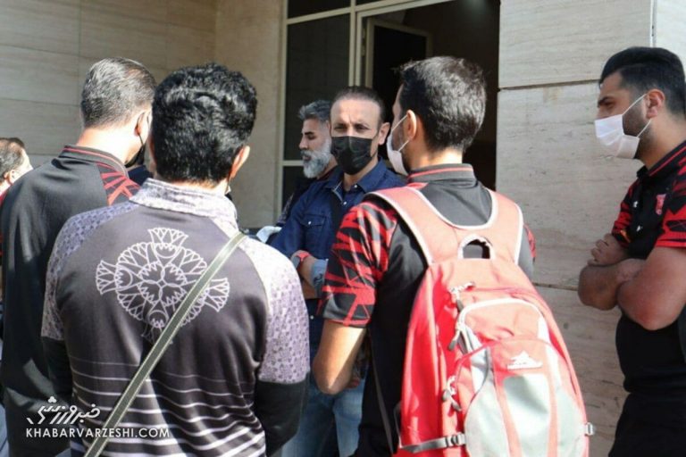 خبر تهدیدآمیزی که پنهانی به اطلاع باشگاه پرسپولیس رسید/ گل محمدی تعلیق شد