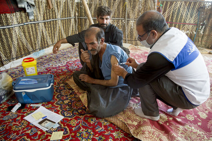 دام مرگبار کرونا در پس شایعات واکسن‌گریزان