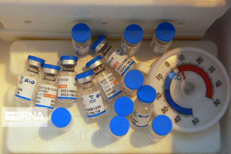 دانش‌آموزان ۱۲ تا ۱۸ ساله تهرانی برای واکسیناسیون فرا خوانده شدند