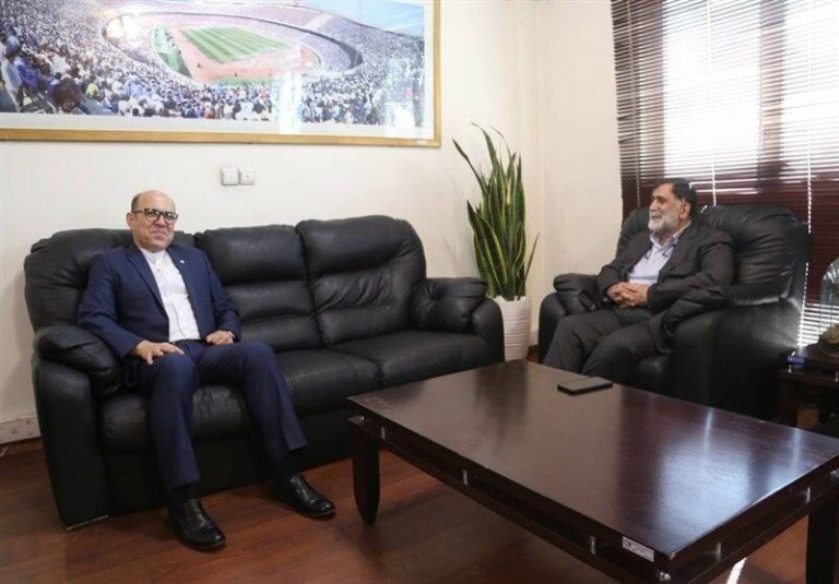 دیدار آجورلو با مدیران اسبق استقلال