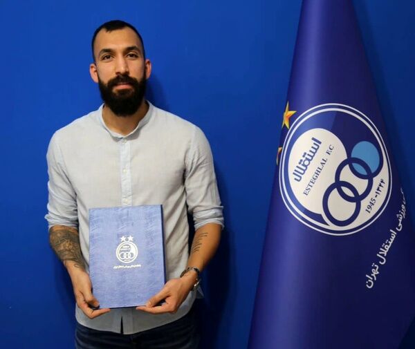 روزبه چشمی با قراردادی ۲ ساله به استقلال برگشت