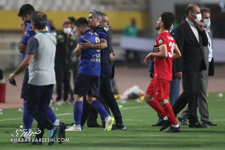 ستاره استقلال از هواداران خداحافظی کرد/ دلیل جدایی من از استقلال پول نبود