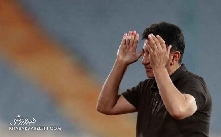 سرمربی استقلالی با شاگردانش ایران را ترک کردند!