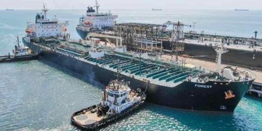 سومین نفتکش حامل سوخت ایران برای لبنان وارد بندر بانیاس سوریه شد