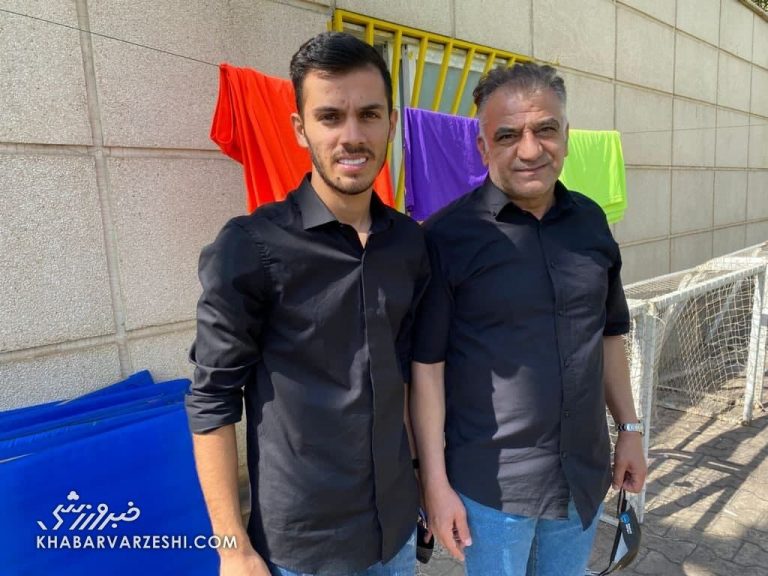 عکس| خرید جنجالی استقلال، با لباس شخصی در تمرینات