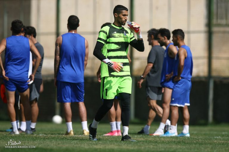 غیبت حسینی در بازی دوستانه موجه بود؟