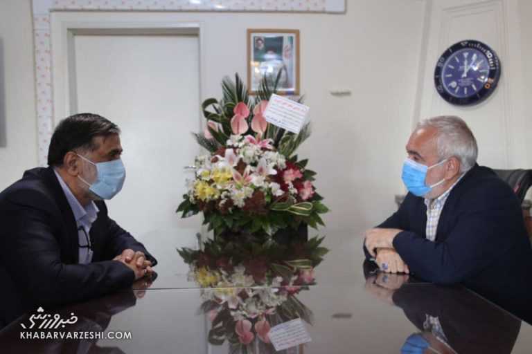 فتح الله زاده: الان استقلال بالای ۲۰۰ میلیارد تومان بدهی دارد/ قرارداد بلندمدت فرهاد مجیدی به او قوت قلب می‌دهد