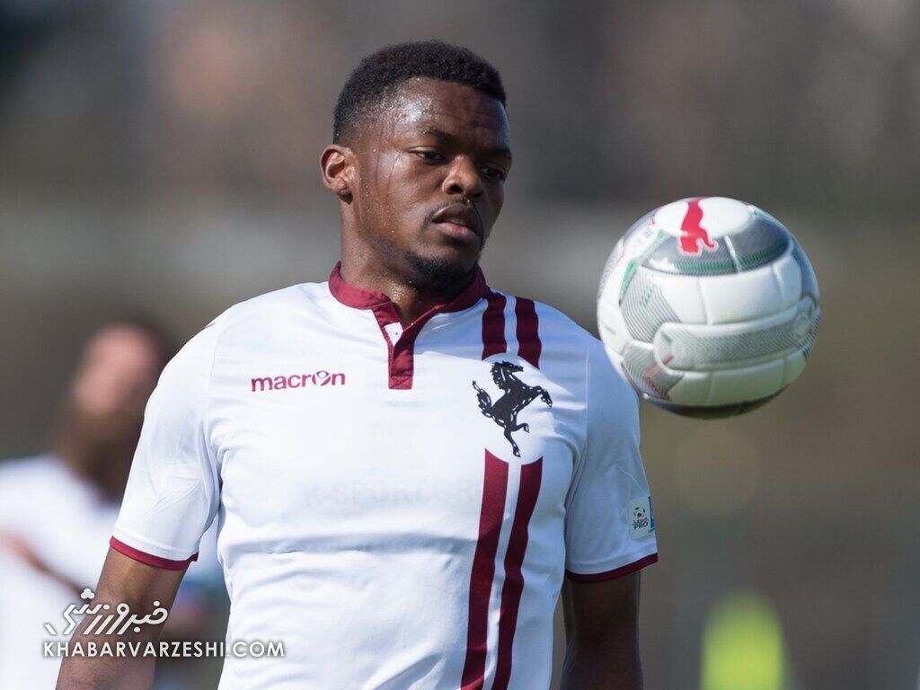 مدافع ضعیفترین خط دفاع لیگ دانمارک در استقلال!/ تفاضل گل تیم مایگا منفی ۲۲ است