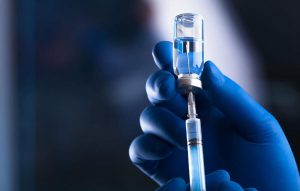 واکسیناسیون دز اول درمجموعه دانشگاه علوم پزشکی سمنان به ۸۱.۸ درصد رسید