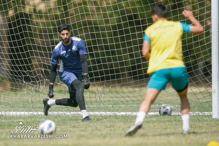 واکنش دروازه‌بان استقلال به خبر جدایی‌اش/ رضایی منتظر تصمیم مجیدی و باشگاه