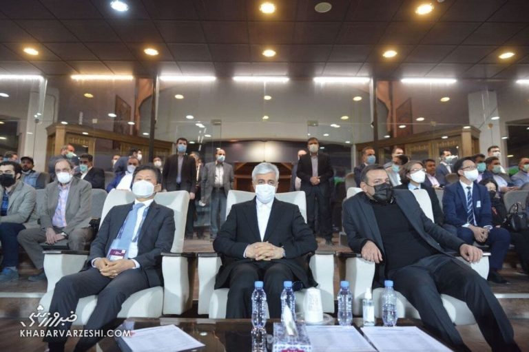 واکنش عزیزی خادم به شایعه همکاری با یک رمال و جادوگر/ رئیس فدراسیون سکوت کرد