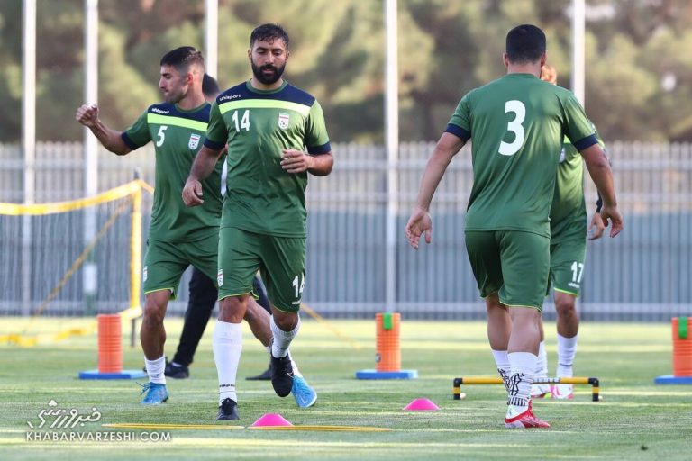 واکنش یک بازیکن تیم ملی به نیمکتنشینی/ کنایه به اسکوچیچ با دو ایموجی