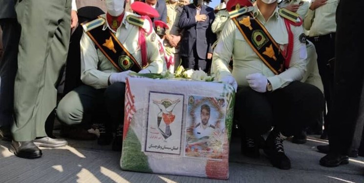 پیکر شهید نیروی انتظامی در زاهدان تشییع شد