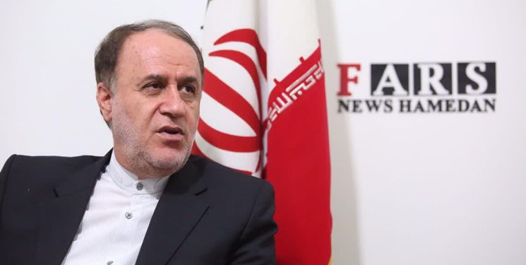 کوچکترین حاشیه ظلم به مردم و دولت است