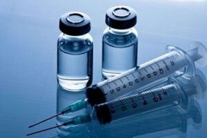 recive.ir | تزریق همزمان واکسن‌های آنفولانزا و کرونا چه عوارضی دارد؟