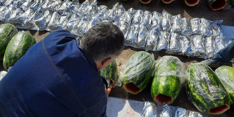 انتقال محموله مواد مخدر در پوشش بار هندوانه لو رفت/ انهدام باند بین‌المللی قاچاق در فارس