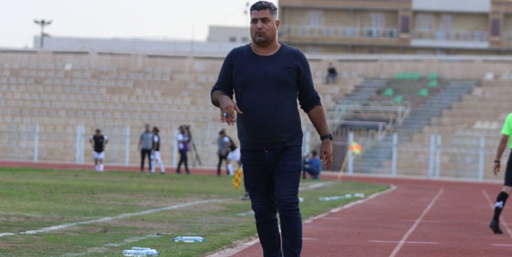 سرمربی استقلال ملاثانی: در 10 هفته گذشته یک پنالتی هم به نفع ما گرفته نشده است