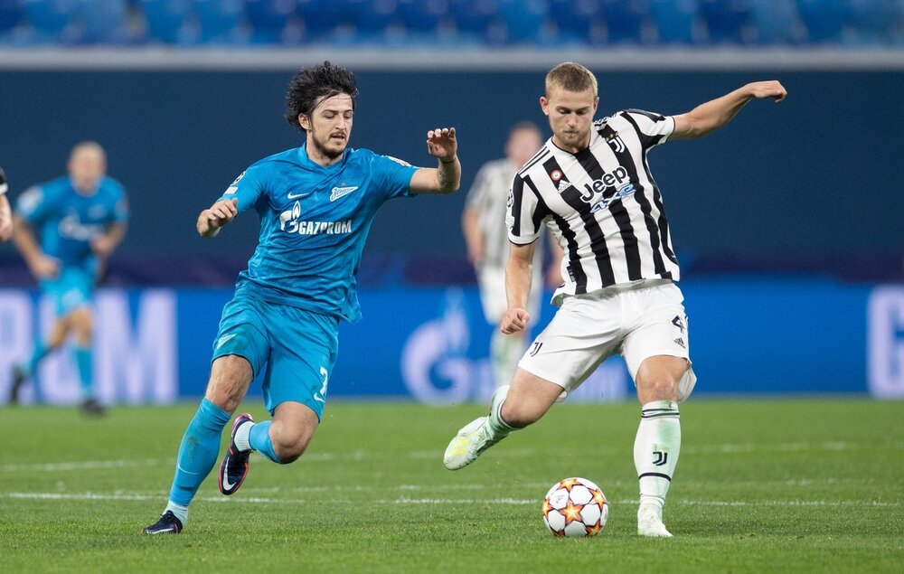 آزمون باید تا پایان دوران فوتبالش در زنیت بماند