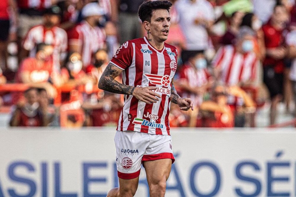 اسب قهرمانی را زین کن