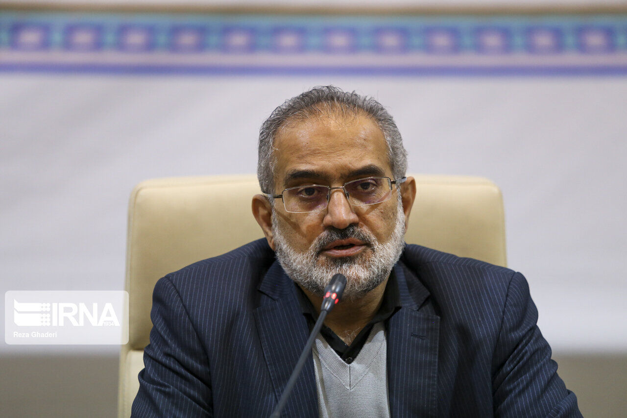 تاکید حسینی بر افزایش اطلاع‌رسانی متناسب با حجم اقدامات دولت