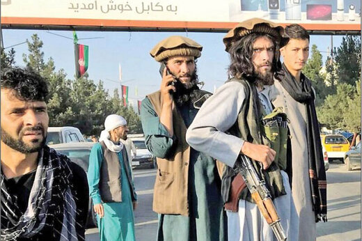 ببینید | بازداشت یک زوج توسط گشت ارشاد طالبان به جرم برف‌بازی