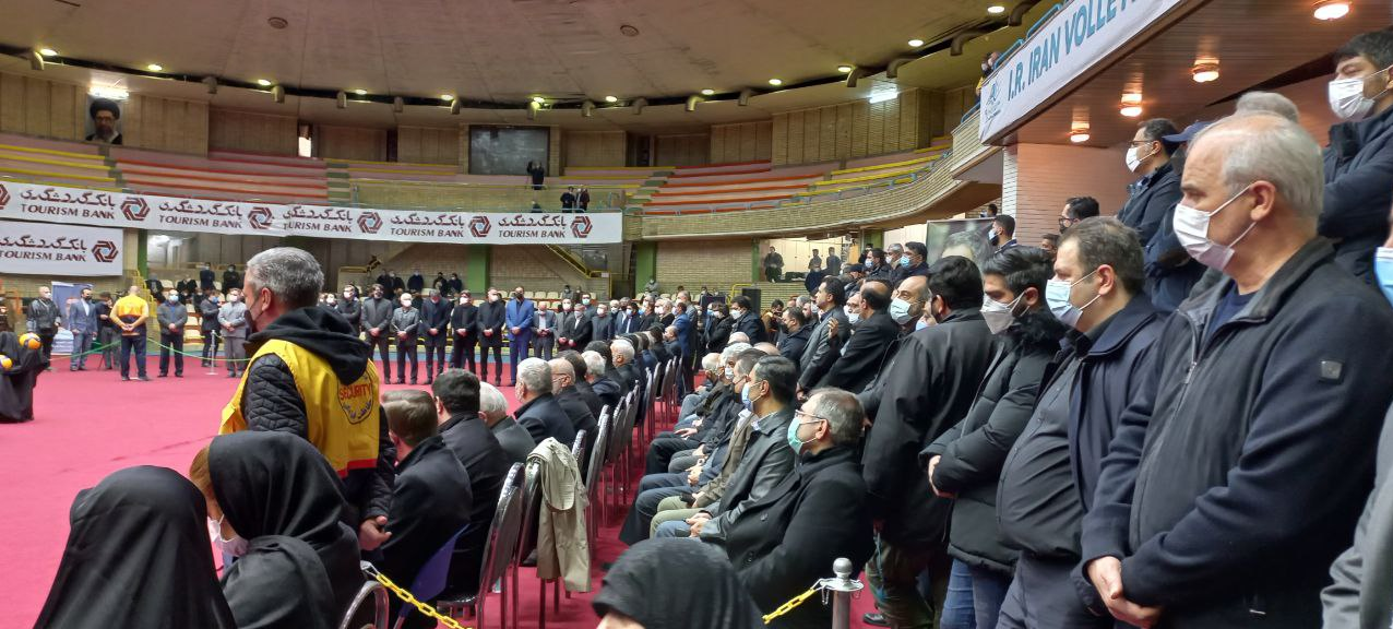 تشییع پیکر یزدانی خرم با حضور اهالی ورزش/عکس