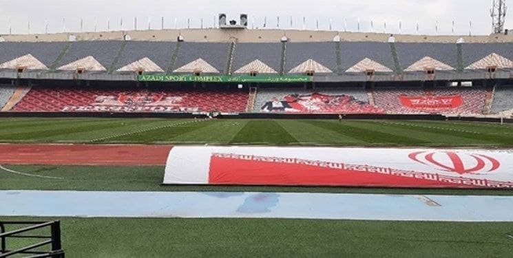 سکوهای آزادی سرخ شد/عکس