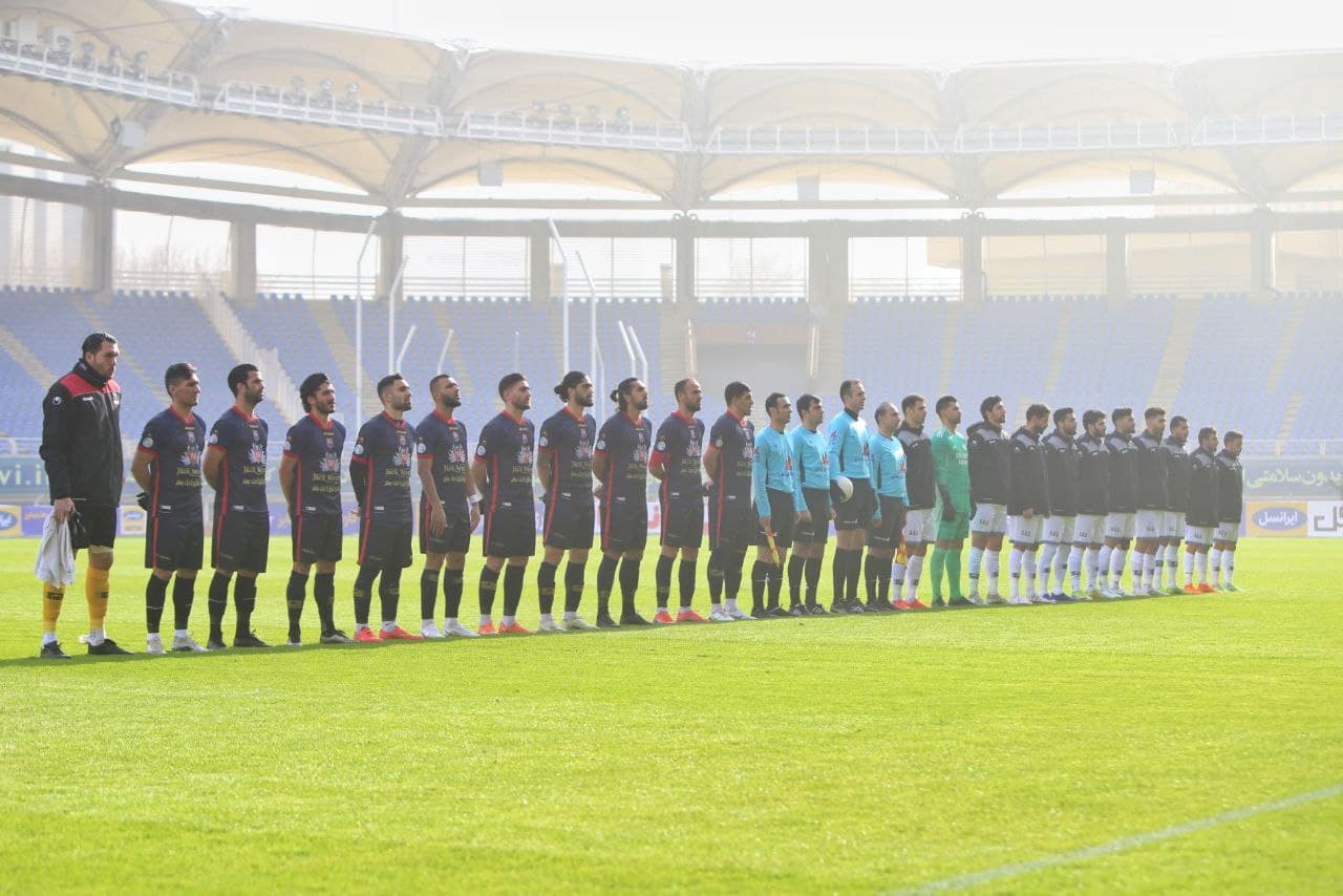 عزا گرفتهایم که بازی بعدی را کجا برگزار کنیم!