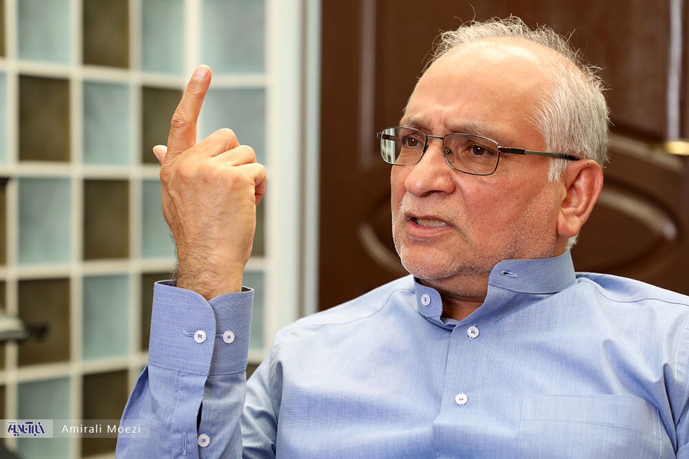 مرعشی: دولت رئیسی، انقلابی و بی نیاز از راهکارها و خردورزیهای عمومی است