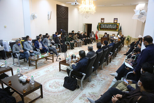 نشست صمیمی مدیران رسانه‌های خبری در استان قم با آیت الله سعیدی + تصاویر