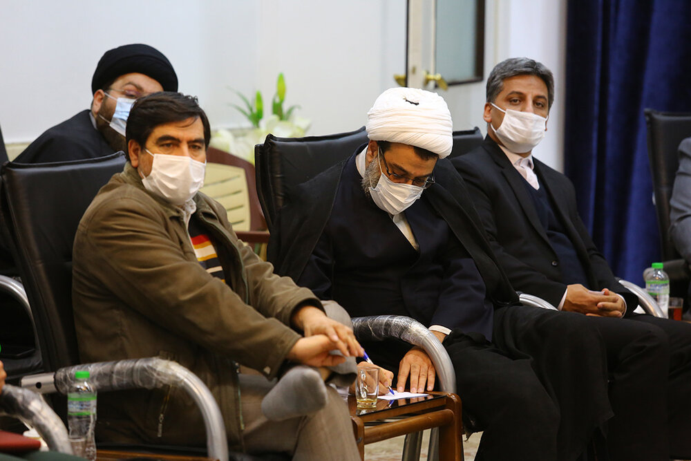 نشست رسانه های استان قم با آیت الله سعیدی نشست رسانه های استان قم با آیت الله سعیدی