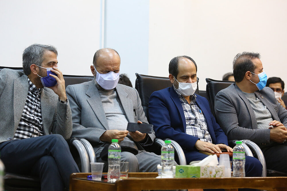 نشست رسانه های استان قم با آیت الله سعیدی نشست رسانه های استان قم با آیت الله سعیدی