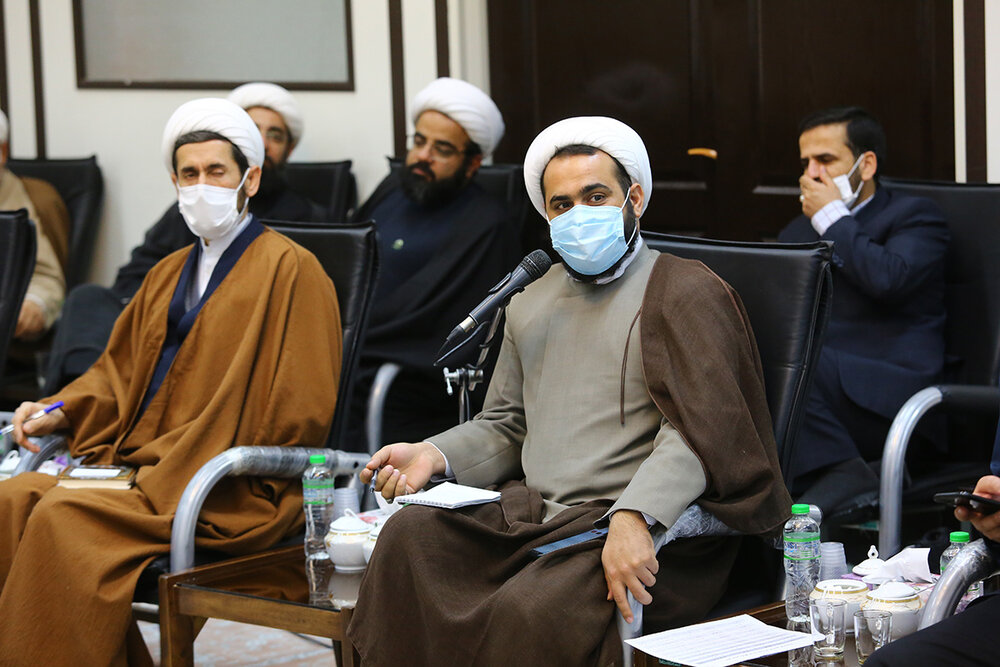 نشست رسانه های استان قم با آیت الله سعیدی نشست رسانه های استان قم با آیت الله سعیدی