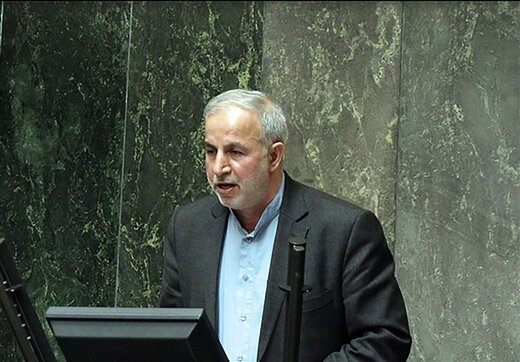 نماینده مجلس:استیضاح عبدالملکی به صحن بیاید، رأی می‌آورد/ انتصابات وزیر کار قابل دفاع نیست