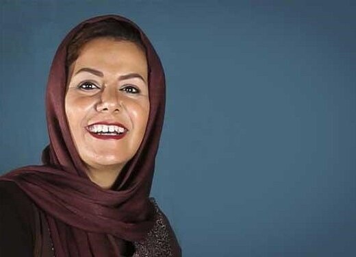 اسلحه واقعی در دستان بازیگر زن ایرانی