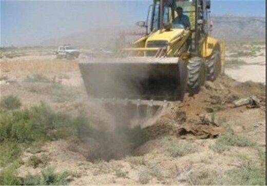 برخورد قاطع و قانونی با متخلفین حفر چاه غیرمجاز در کوهدشت 