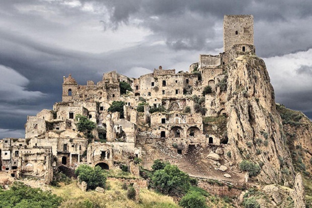کراکو، ایتالیا Craco
