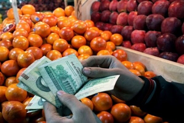 جهش قیمت ها در بازار میوه/ سیب زمینی از کیلویی ۱۵ هزار تومان فراتر رفت