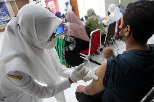 حدود ۶۴ درصد از مردان شهرستان دزفول در برابر کرونا واکسینه شدند