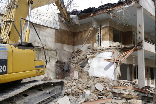 حکم تخریب ۱۳ ساختمان در چالوس صادر شد