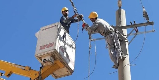 اجرای چهار پروژه بهینه سازی شبکه و تاسیسات توزیع برق در شهرستان مهدیشهر