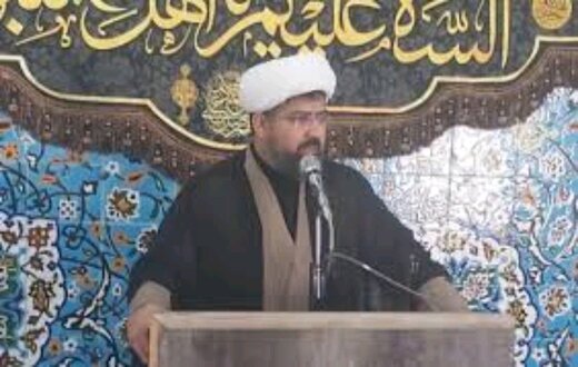 امام جمعه لالی : شهرستان ما نیاز به احداث پتروپالایش و جاده باروزبهان به الیگودرز دارد