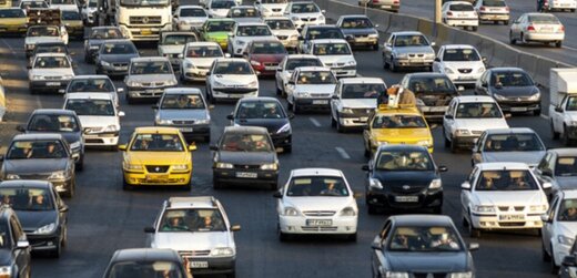 ترافیک سنگین در هسته مرکزی شهرهای مازندران  حاکم است