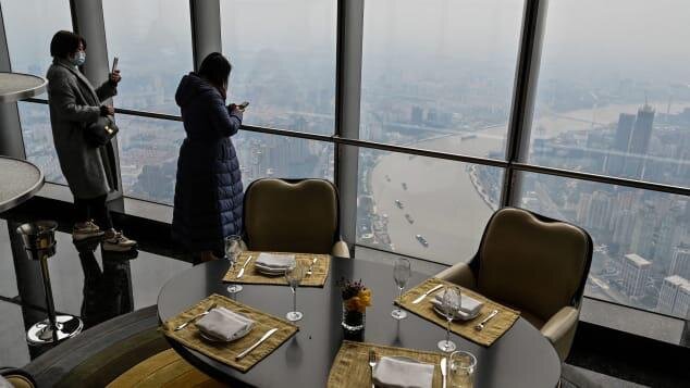 ثبت رکورد گینس این‌بار با عنوان «مرتفع‌ترین رستوران جهان» در شانگهای/ عکس