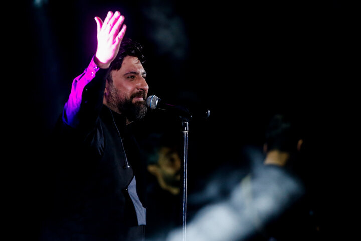 خوشحالی خواننده پاپ از رفاقت مردم با «برادرش»