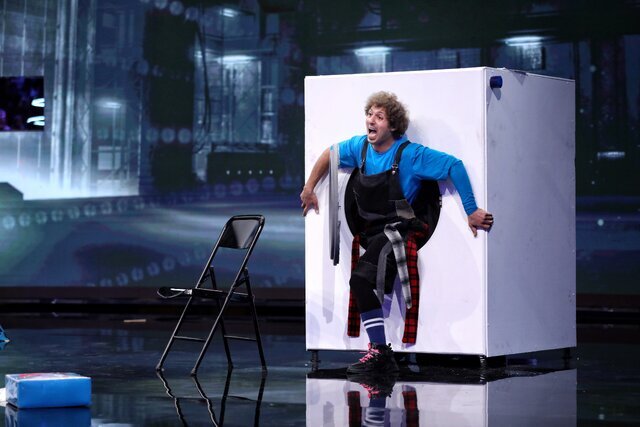 ادامه رقابتِ شرکتکنندگان در مسابقه «عصر جدید» از امشب