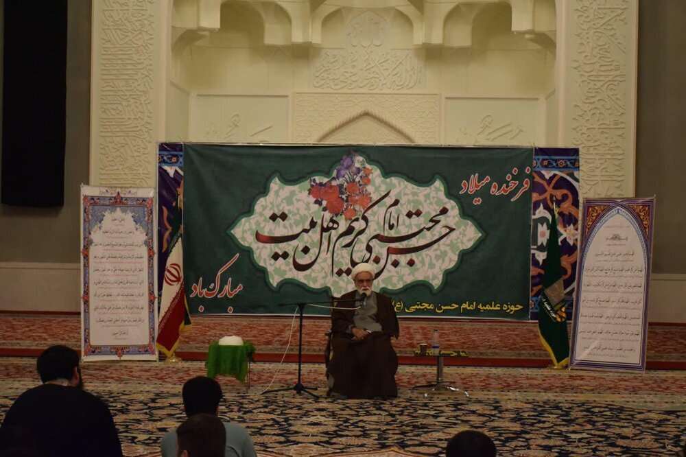 نماینده ولیفقیه در جمعیت هلال احمر: طلاب داعی الیالله باشند